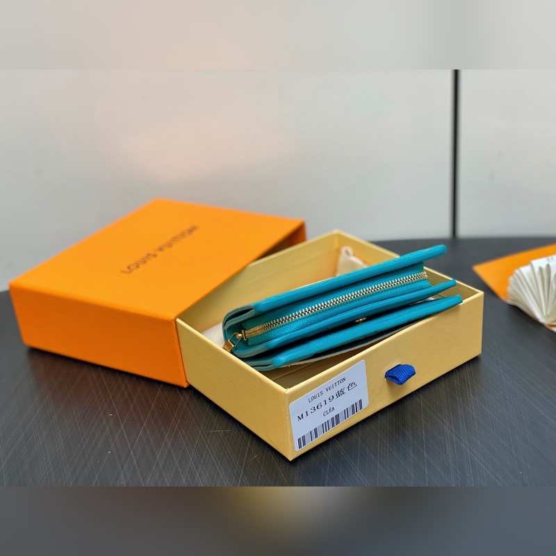 【臺(tái)灣貨】M13619藍(lán)色白彩 兩折拉鍊錢包 LV x TM Portfolio