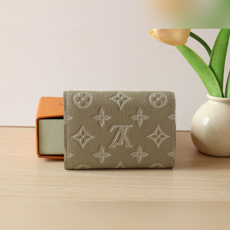 Victor 錢包M13216 這款優(yōu)雅的Victor錢包以Monogram