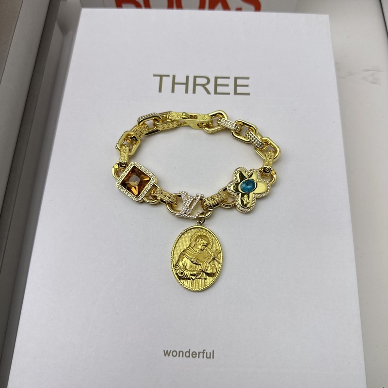 路易威登LV黃金手鍊原單貨 專櫃新款開模潮流時尚必備 男女均可佩戴 情侶款同款