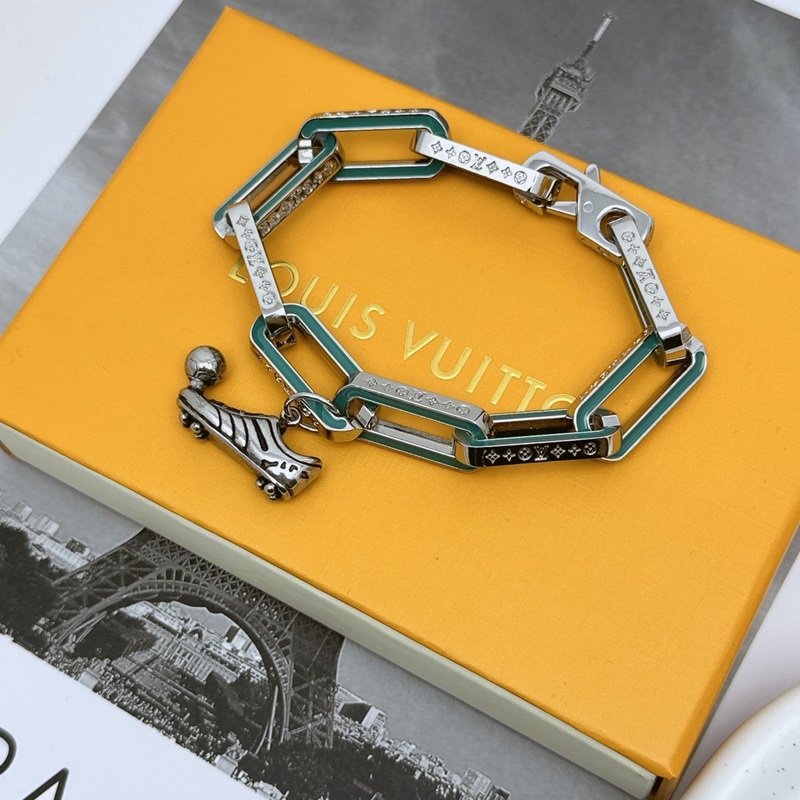 路易威登LV手鍊原單貨 專櫃新款開模潮流時尚必備 男女均可佩戴 情侶款同款 搖