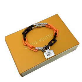 路易威登LV手鍊原單貨 專櫃新款開模潮流時尚必備 男女均可佩戴 情侶款同款 搖