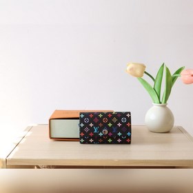 14092 三彩鑰匙包  錢包系列 本款鑰匙包出自路易威登 x 村上隆合作系列，