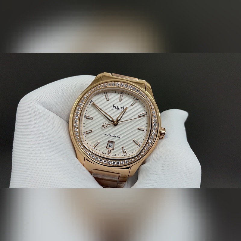 人稱小鸚鵡螺[旺柴]！(伯爵鋼王)一款優(yōu)雅的運動腕錶，可商務亦可運動休閑。歡迎對