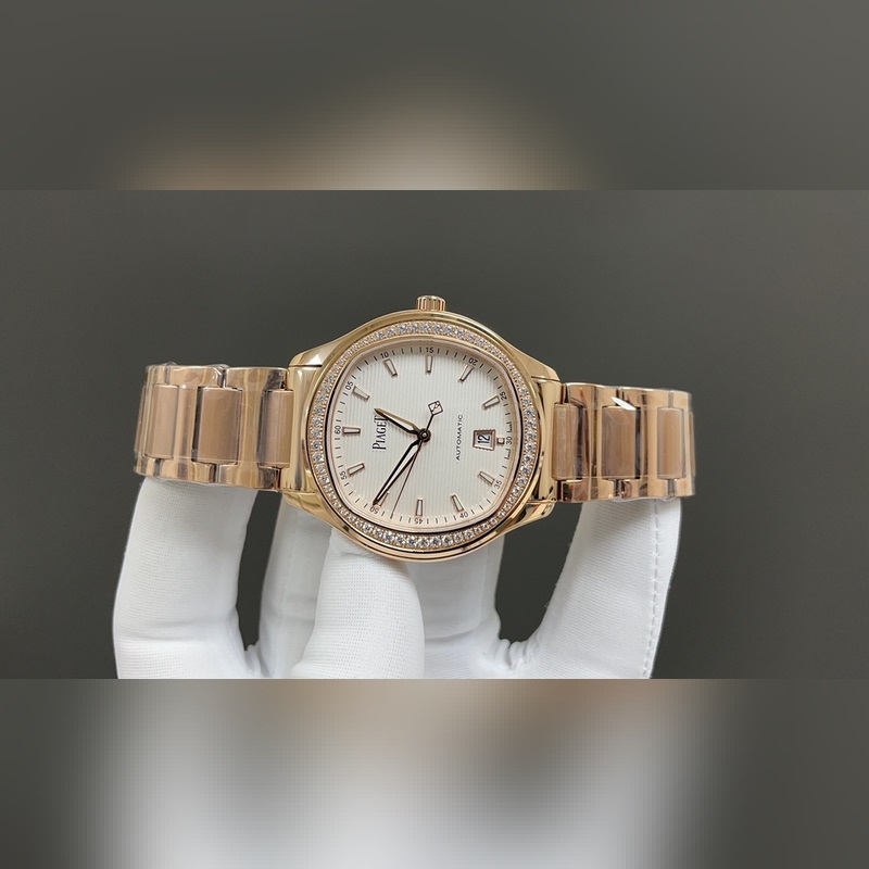 人稱小鸚鵡螺[旺柴]！(伯爵鋼王)一款優(yōu)雅的運動腕錶，可商務亦可運動休閑。歡迎對