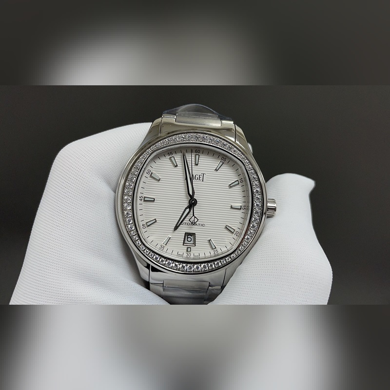 人稱小鸚鵡螺[旺柴]！(伯爵鋼王)一款優雅的運動腕錶，可商務亦可運動休閑。歡迎對