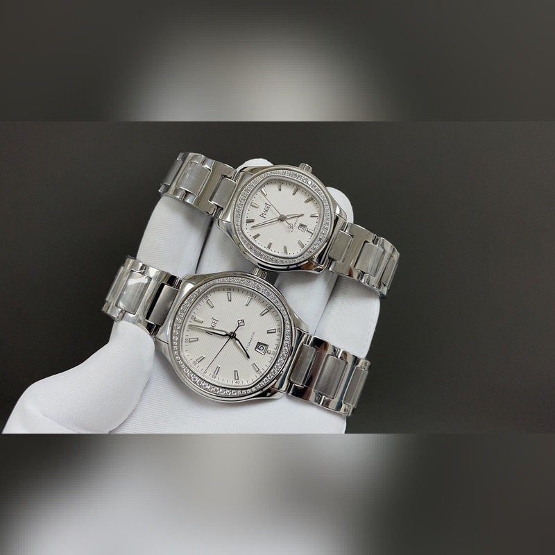 人稱小鸚鵡螺[旺柴]！(伯爵鋼王)一款優雅的運動腕錶，可商務亦可運動休閑。歡迎對