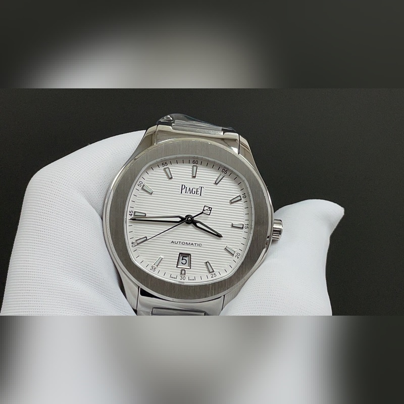 人稱小鸚鵡螺[旺柴]！(伯爵鋼王)一款優雅的運動腕錶，可商務亦可運動休閑。歡迎對