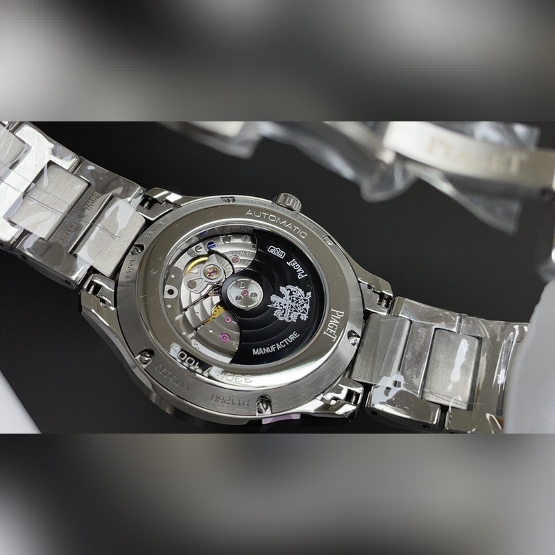 人稱小鸚鵡螺[旺柴]！(伯爵鋼王)一款優雅的運動腕錶，可商務亦可運動休閑。歡迎對