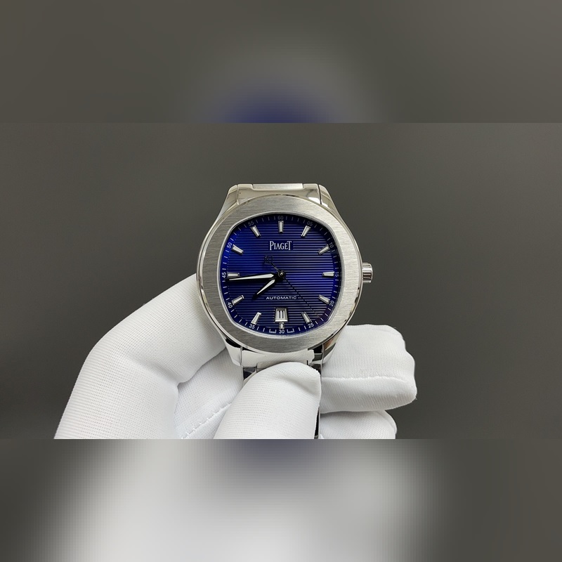 人稱小鸚鵡螺[旺柴]！(伯爵鋼王)一款優雅的運動腕錶，可商務亦可運動休閑。歡迎對