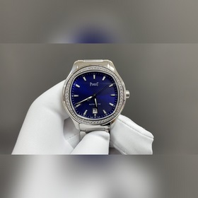 人稱小鸚鵡螺[旺柴]！(伯爵鋼王)一款優雅的運動腕錶，可商務亦可運動休閑。歡迎對