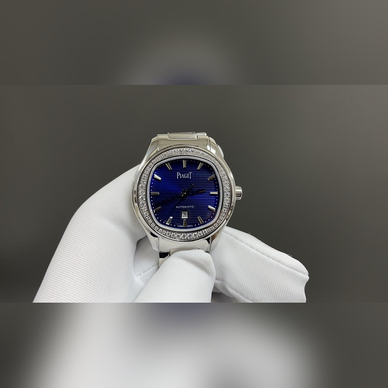 人稱小鸚鵡螺[旺柴]！(伯爵鋼王)一款優(yōu)雅的運動腕錶，可商務亦可運動休閑。歡迎對