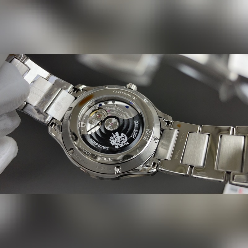 人稱小鸚鵡螺[旺柴]！(伯爵鋼王)一款優(yōu)雅的運動腕錶，可商務亦可運動休閑。歡迎對