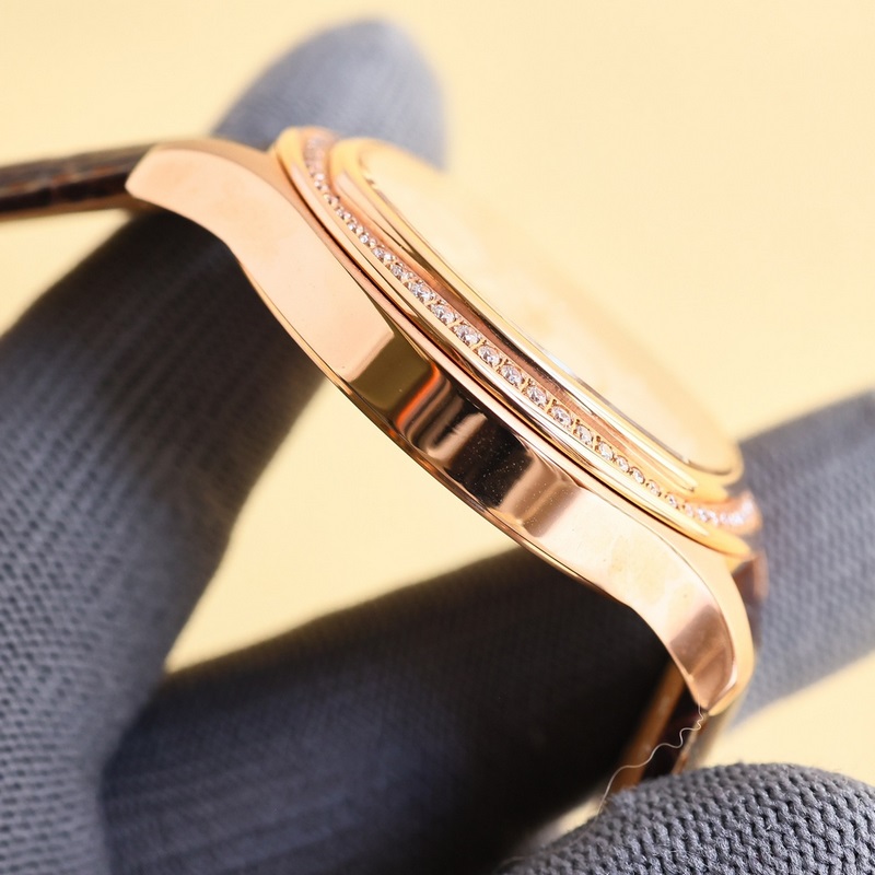 玫瑰][玫瑰]最新推出男士款”熱賣(mài)款 ！方形殼—在推出新面孔—更別緻—更有型—