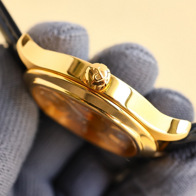 玫瑰][玫瑰]最新推出男士款”熱賣款 ！方形殼—在推出新面孔—更別緻—更有型—