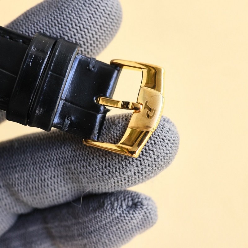 玫瑰][玫瑰]最新推出男士款”熱賣款 ！方形殼—在推出新面孔—更別緻—更有型—