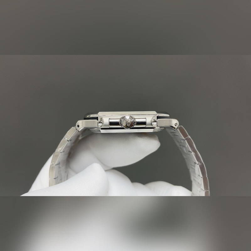 Factory 百達(dá)翡麗重磅推出新系列CUBITUS 5821腕錶這款Cubi