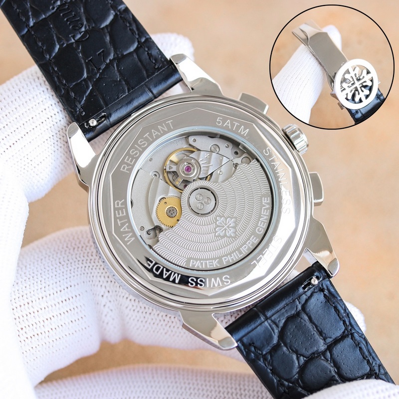 百達(dá)翡麗Patek Philippe驚豔登場(chǎng)，42毫米的錶徑適配大衆(zhòng)男性手寸，非