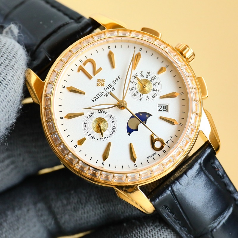 百達(dá)翡麗Patek Philippe驚豔登場(chǎng)，42毫米的錶徑適配大衆(zhòng)男性手寸，非