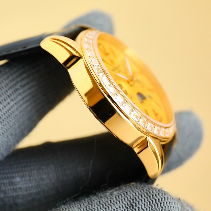 百達(dá)翡麗Patek Philippe驚豔登場(chǎng)，42毫米的錶徑適配大衆(zhòng)男性手寸，非