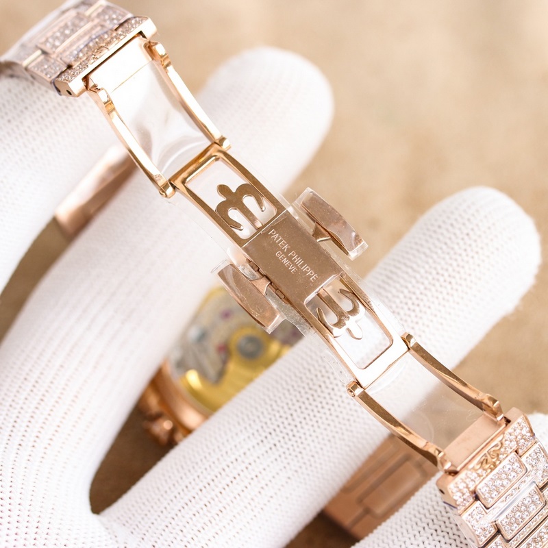 女款_新款到貨GR 重金打造經典時計——百達翡麗7021女士鸚鵡螺 滿鑽限量款 少量