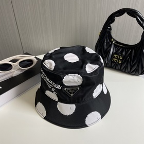 【 RADA普拉達】新款波點三角標漁夫帽，大牌款超好搭配，趕緊入手！