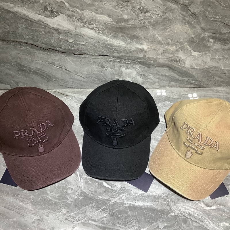 普拉達棒球帽