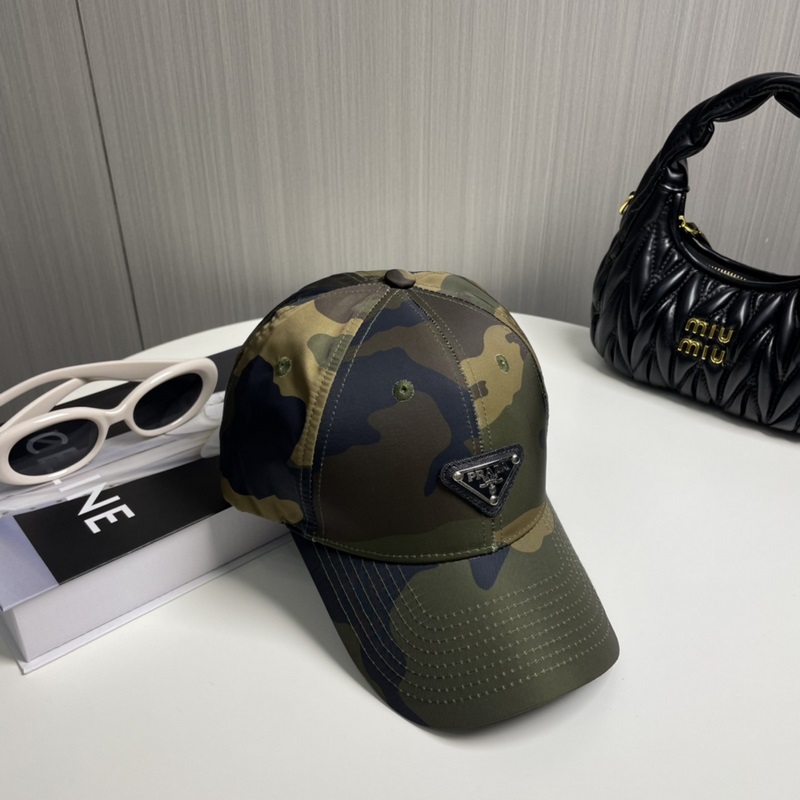 PRADA普拉達(dá)新款高版本炫酷迷彩三角標(biāo)棒球帽 洋氣潮品，男女同款！