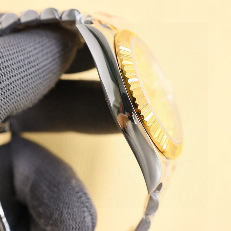 應廣大消費者要求精心設計厲經三年最新款上市 ，勞力士日志系列！蛇年賀歲版蛇年珍藏