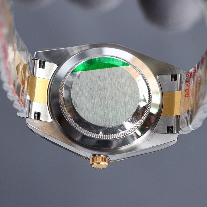 雙曆西鐵城版本 做工升級： 1 采用316L精培殼 “吻合度”原裝級（150米