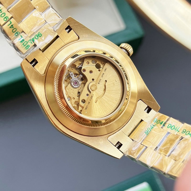 A廠雙曆西鐵城版本 （雙頭粒鋼內(nèi)罩）做工升級： 1 采用316L精培殼 “吻合