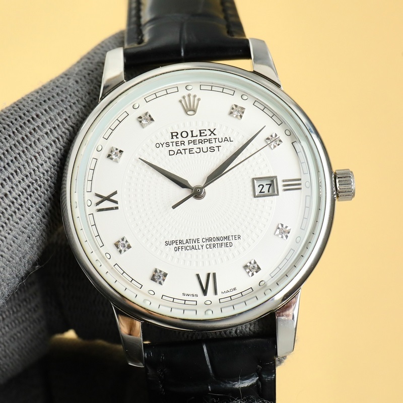 ROLEX 勞力士 .一塊彰顯紳士風度，適合參加各種活動場合的不二之選的男士腕錶