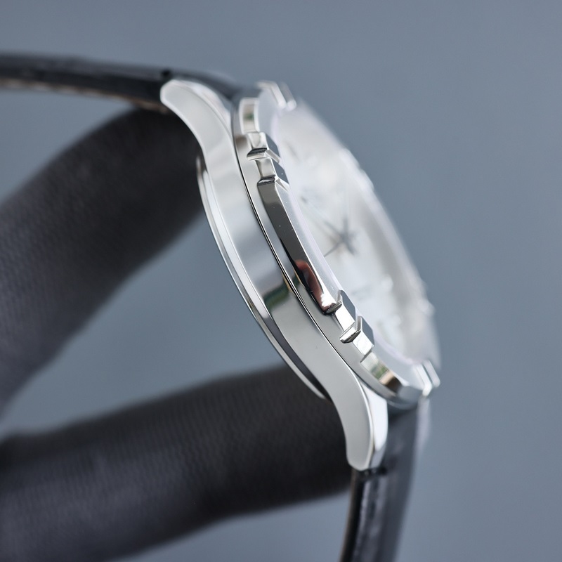 ②0 ②5 再次升級 ，勞力士日志系列！采用獨特的外形設計風格 ，字面引用一貫的