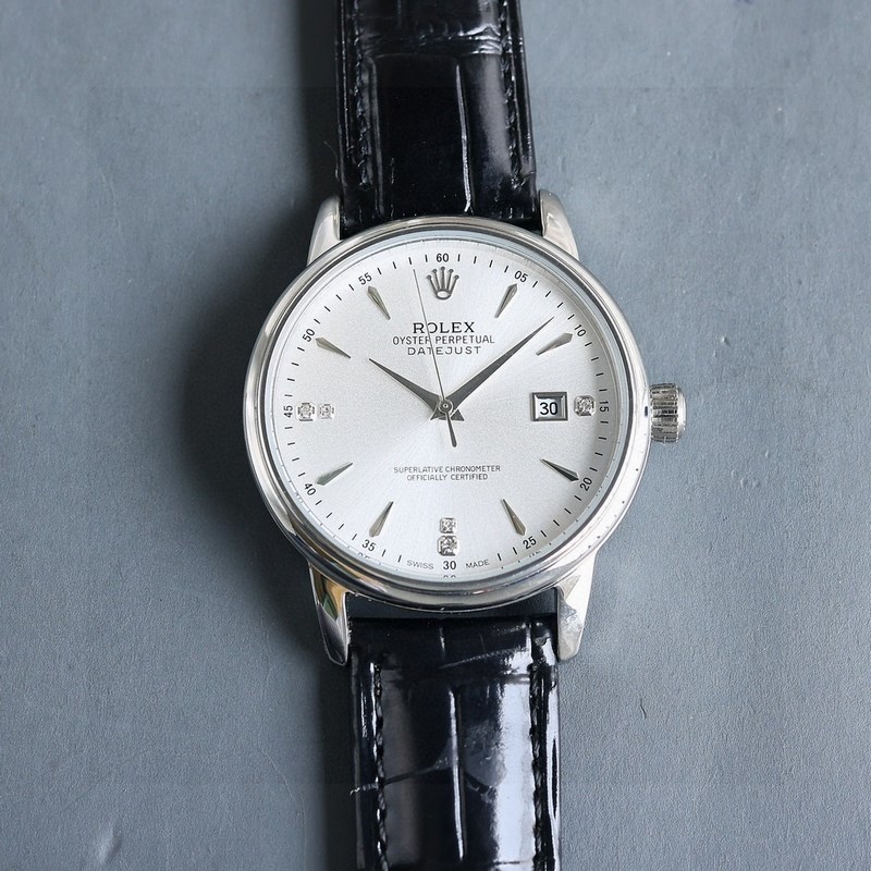 勞力士【ROLEX】男士腕錶 采用獨特的錶盤設計 搭配而來的是更高檔奢華的勞力士