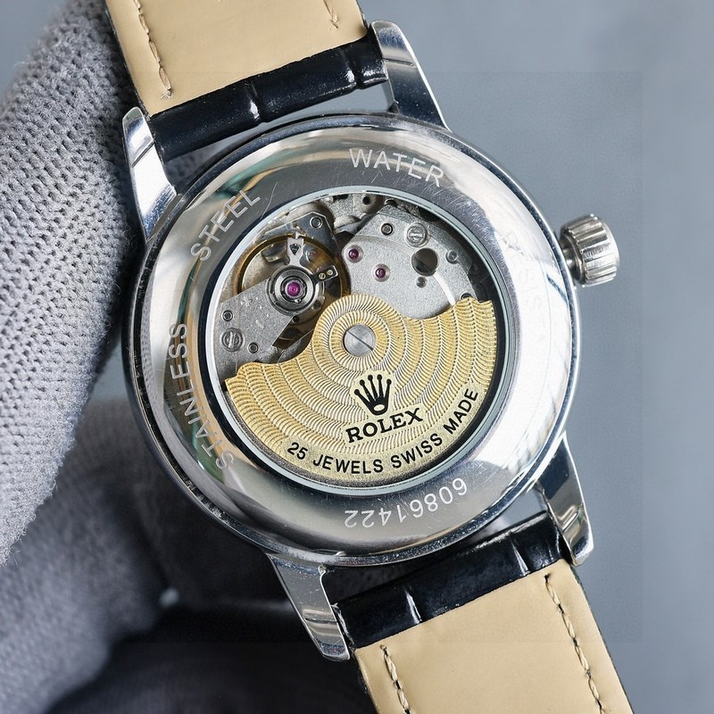 勞力士【ROLEX】男士腕錶 采用獨特的錶盤設計 搭配而來的是更高檔奢華的勞力士