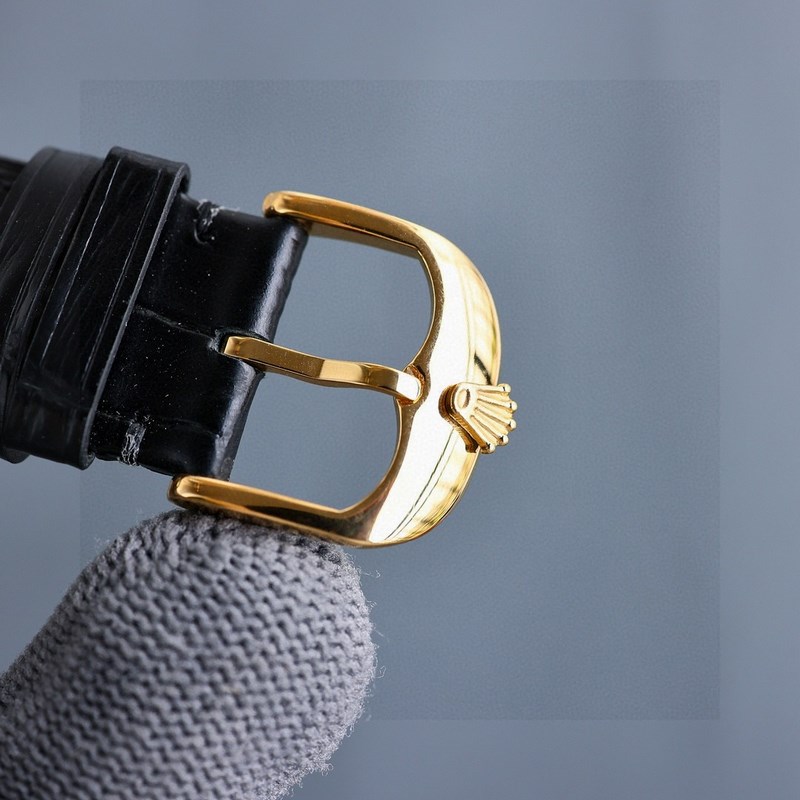 不眠不休研究再次升級 ，勞力士日志系列！采用獨特的外形設(shè)計風格 ，字面引用一貫的