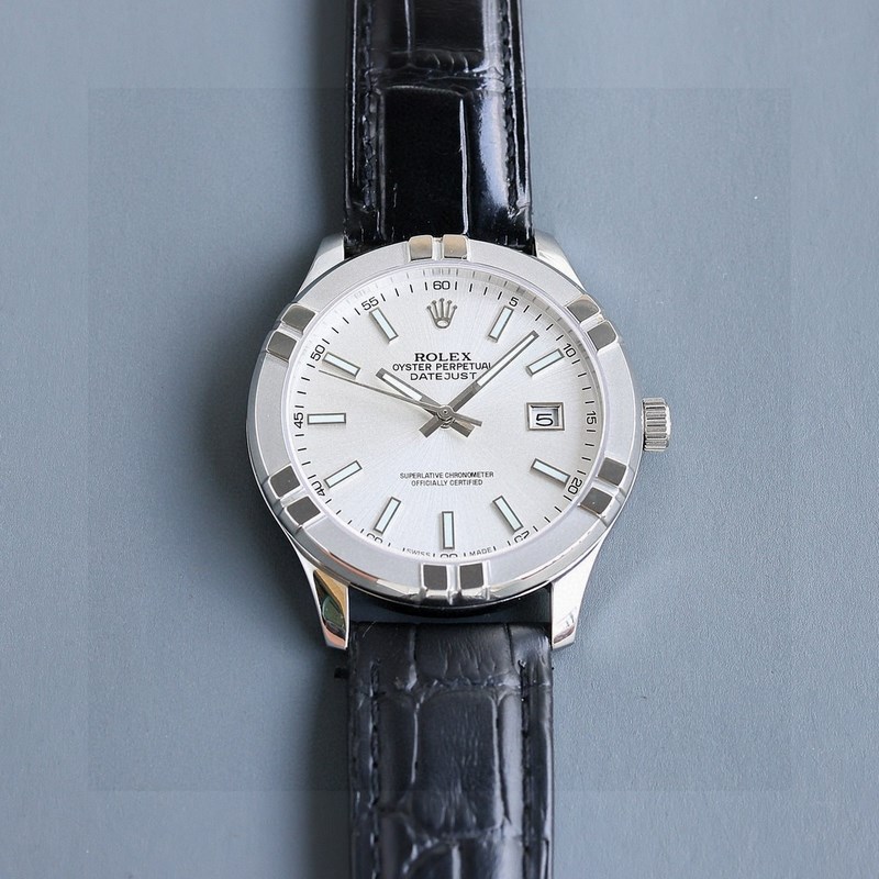 不眠不休研究再次升級 ，勞力士日志系列！采用獨特的外形設計風格 ，字面引用一貫的