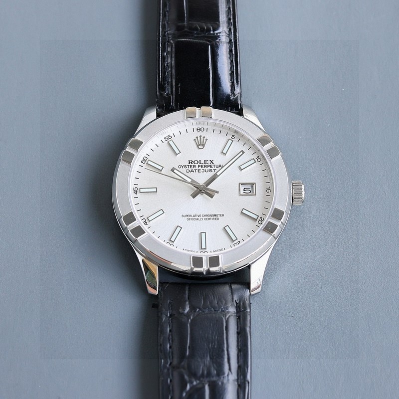 不眠不休研究再次升級 ，勞力士日志系列！采用獨特的外形設計風格 ，字面引用一貫的