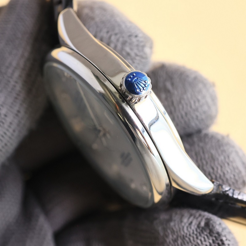 最新2025爆款主推 勞力士【ROLEX】男士腕錶 采用獨特的錶盤設計 搭配而來