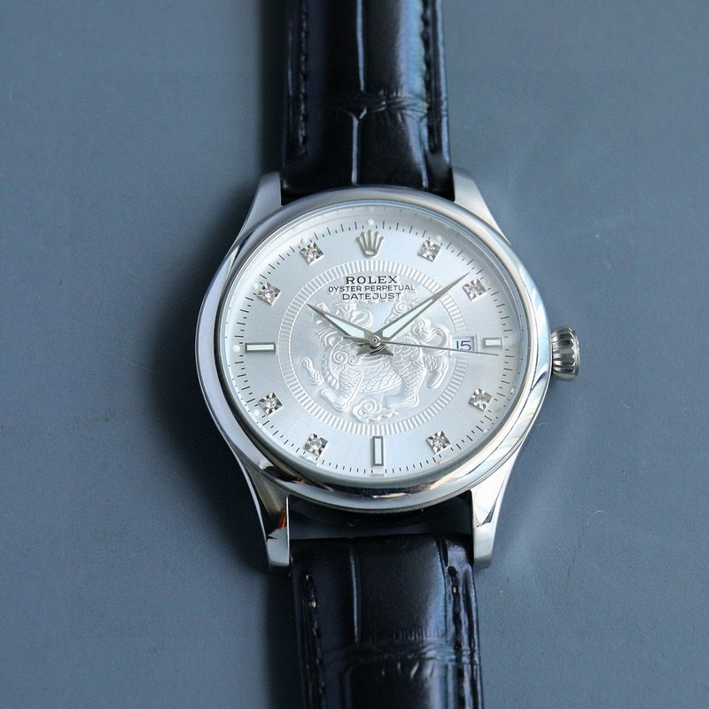 最新2025爆款主推 勞力士【ROLEX】男士腕錶 采用獨特的錶盤設計 搭配而來