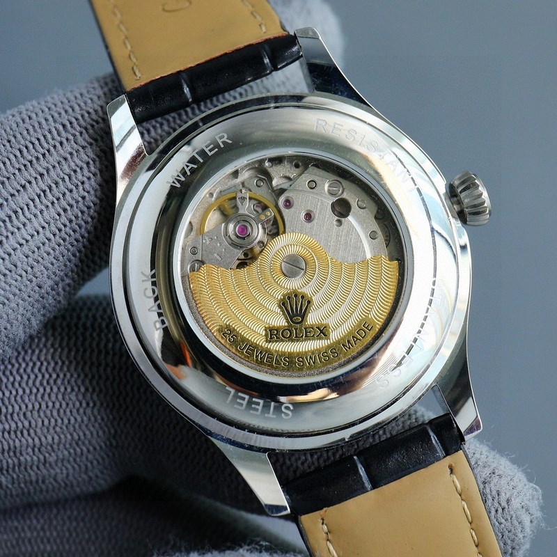 最新2025爆款主推 勞力士【ROLEX】男士腕錶 采用獨特的錶盤設計 搭配而來