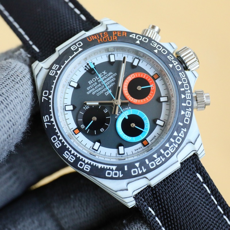 新品 勞力士ROLEX-宇宙計時迪通拿系列之碳纖維定制版，腕錶不僅佩戴輕便，外錶