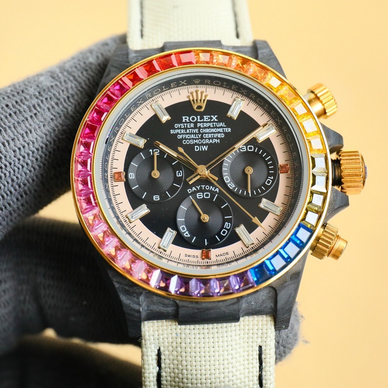 新品 勞力士ROLEX-宇宙計時迪通拿系列之碳纖維定制版，腕錶不僅佩戴輕便，外錶