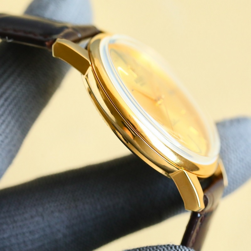 ROLEX 勞力士 .一塊彰顯紳士風度，適合參加各種活動場合的不二之選的男士腕錶