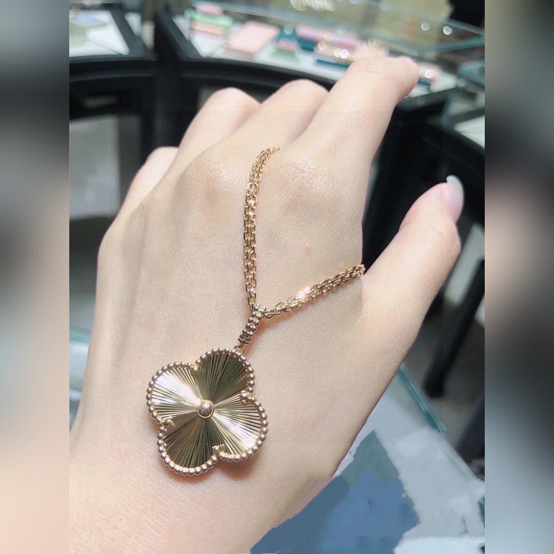 Van Cleef & Arpels 梵克雅寶 四葉草大號 長鍊 鐳射毛衣鍊也可
