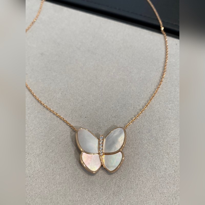 vca梵克雅寶 白貝母 大蝴蝶 項鍊 ZP 系列，高端鑲嵌天然貝殼電鍍18k金