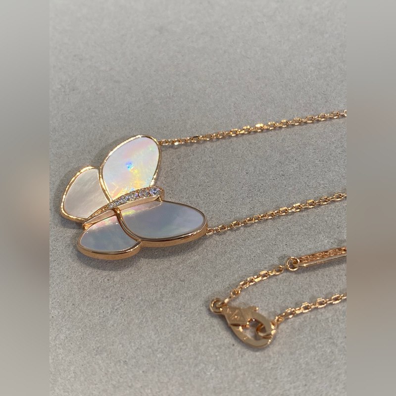 vca梵克雅寶 白貝母 大蝴蝶 項鍊 ZP 系列，高端鑲嵌天然貝殼電鍍18k金