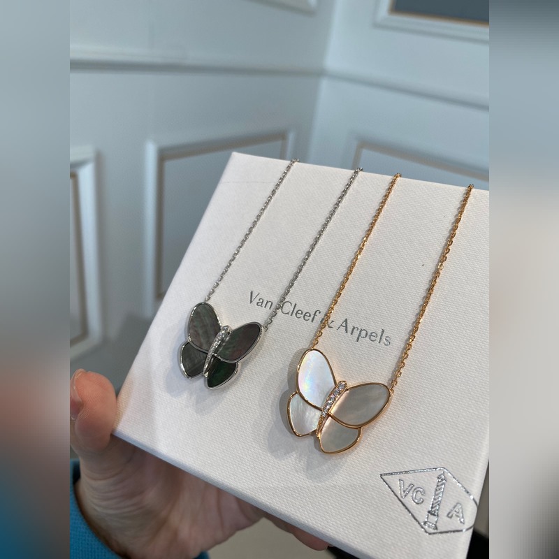 vca梵克雅寶 白貝母 大蝴蝶 項鍊 ZP 系列，高端鑲嵌天然貝殼電鍍18k金