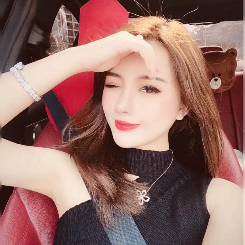 梵克雅寶vca項鍊 經典 花朵 大花 奢侈 高碳鑽滿鑽 項鍊 完美演繹大牌範兒