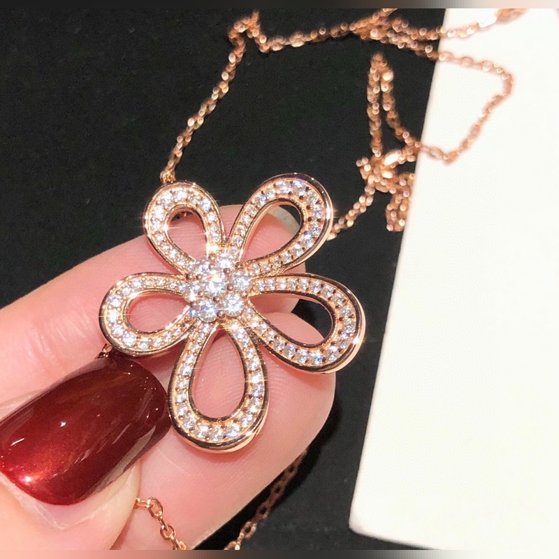 梵克雅寶vca項鍊 經典 花朵 大花 奢侈 高碳鑽滿鑽 項鍊 完美演繹大牌範兒