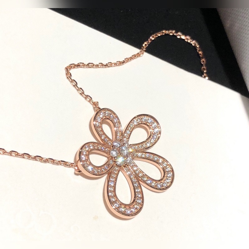 梵克雅寶vca項鍊 經典 花朵 大花 奢侈 高碳鑽滿鑽 項鍊 完美演繹大牌範兒